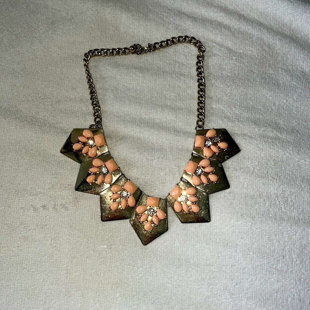Statement necklace